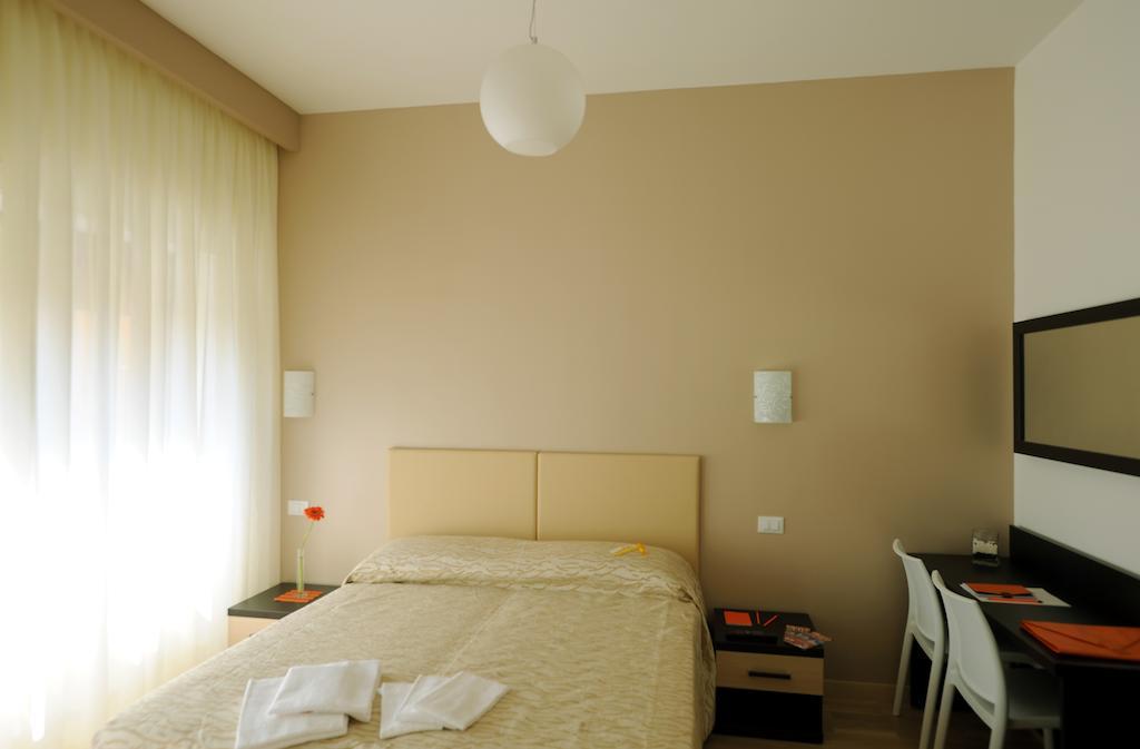 Honey Rooms Rome Kamer foto
